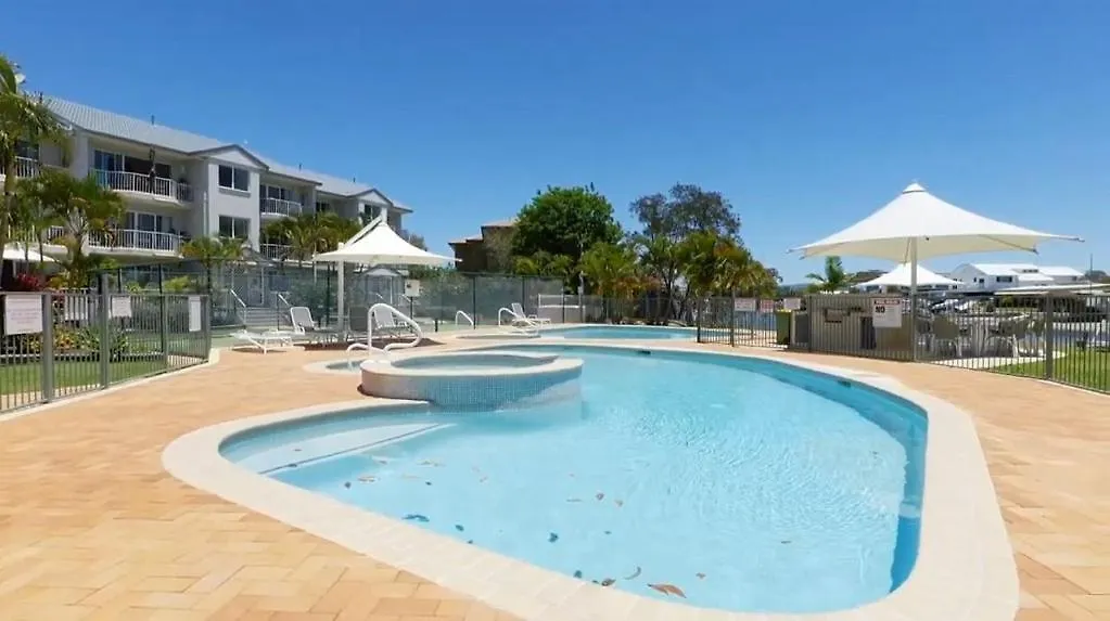 Resort Pelican Cove Apartments Gold Coast