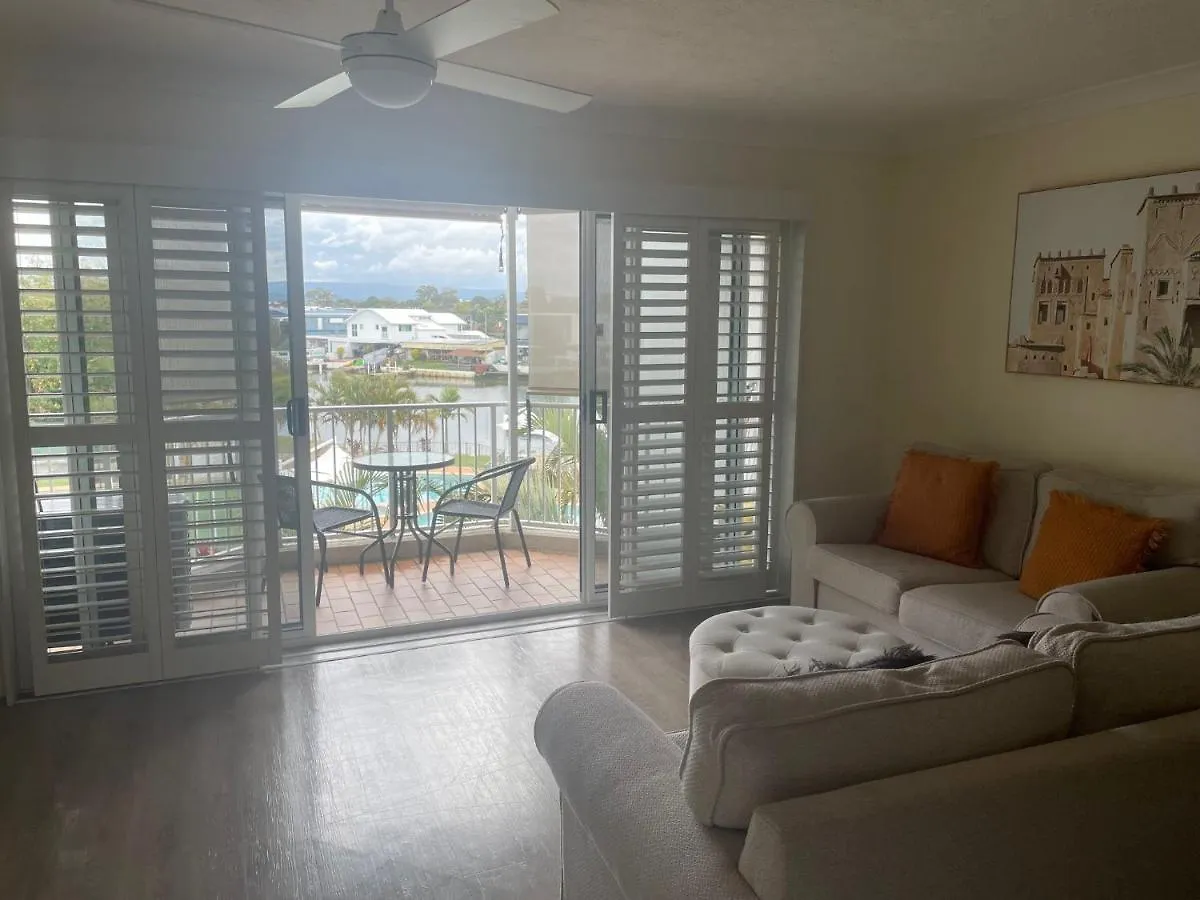 Resort Pelican Cove Apartments Gold Coast
