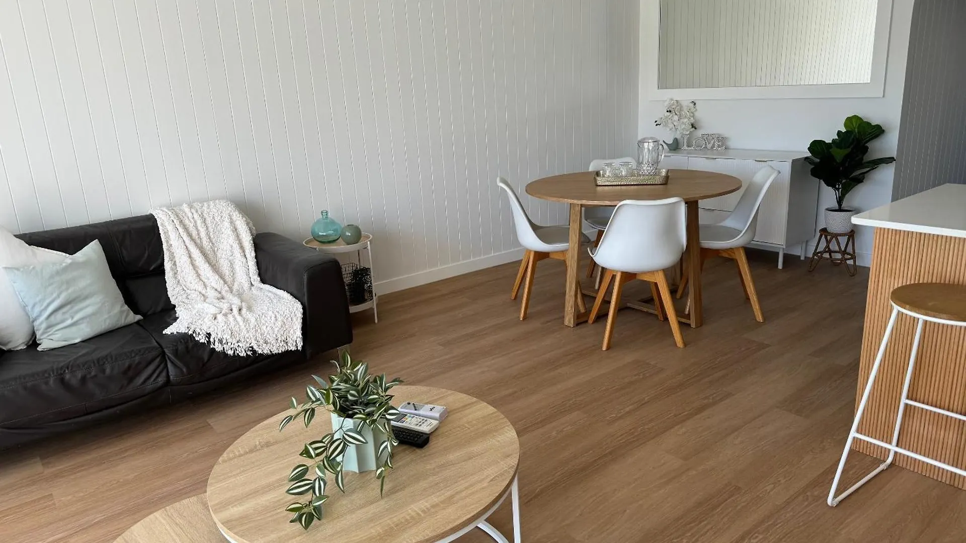 Resort Pelican Cove Apartments Gold Coast