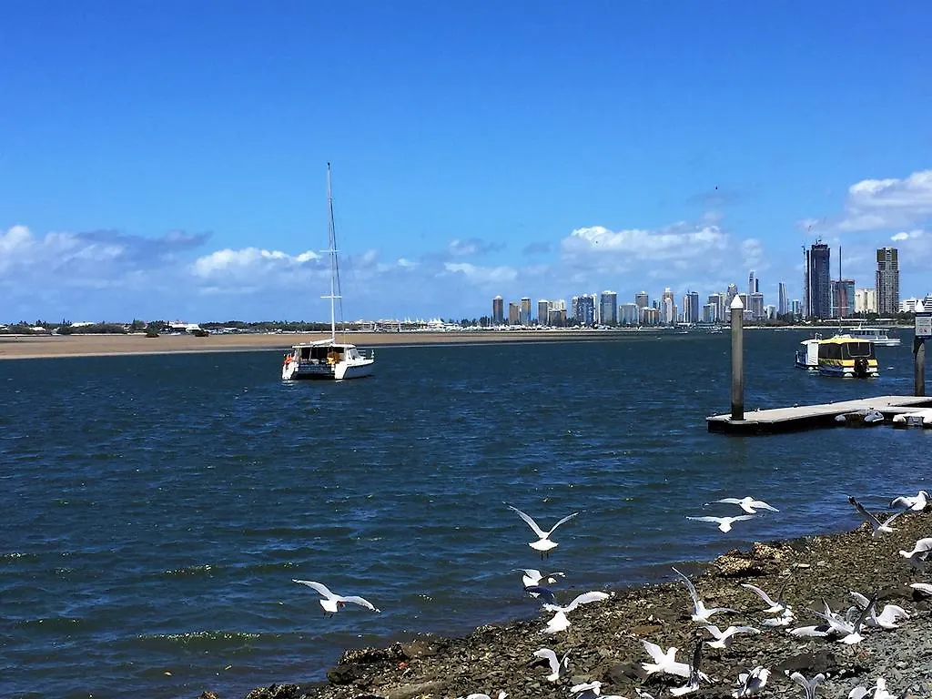 Pelican Cove Apartments Gold Coast 3*,