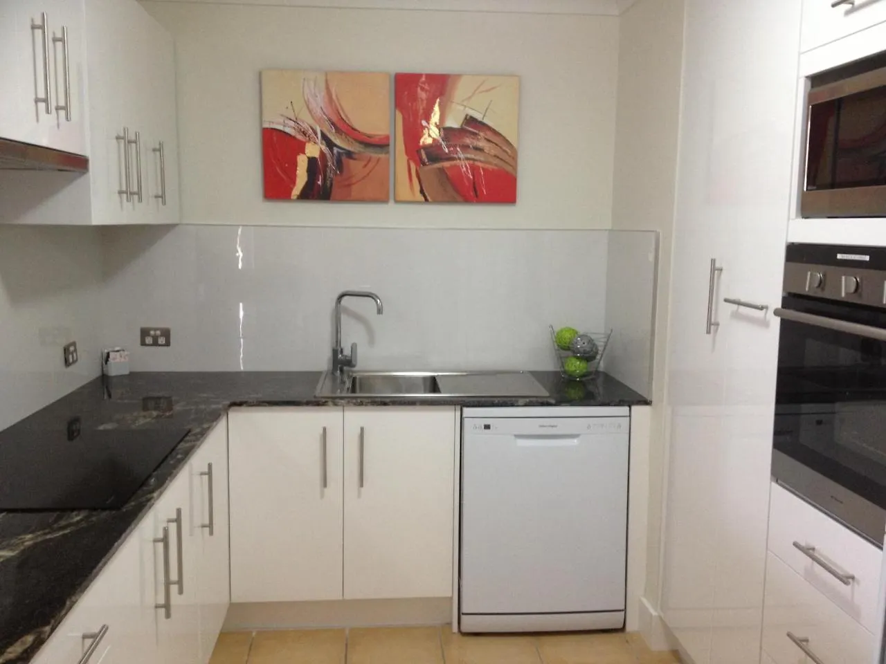 Pelican Cove Apartments Gold Coast 3*,  Australia