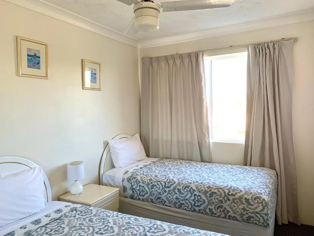 Resort Pelican Cove Apartments Gold Coast