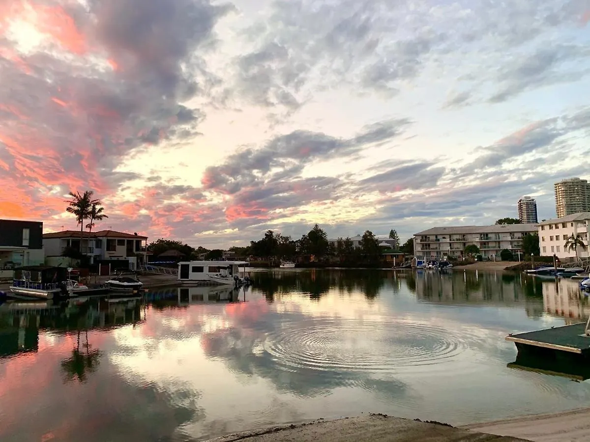 Pelican Cove Apartments Gold Coast Australia