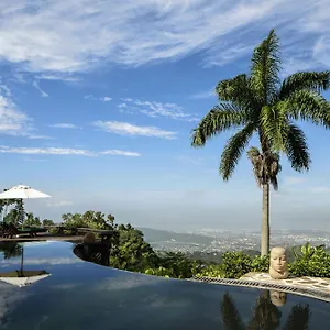 *** Hotel Strawberry Hill Jamaica